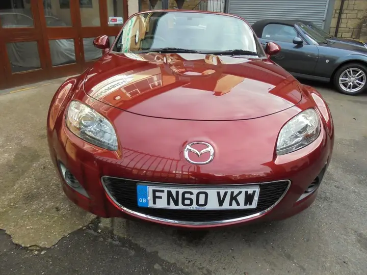 Mazda Mx-5 2010 photo 2