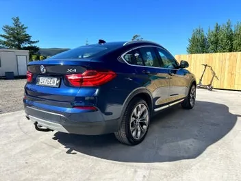 BMW X4 2016 photo 2
