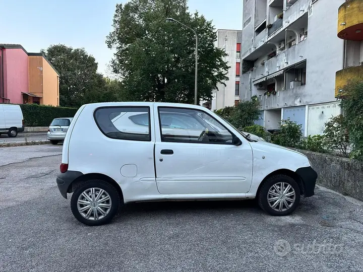 Fiat 600 2001 photo 3