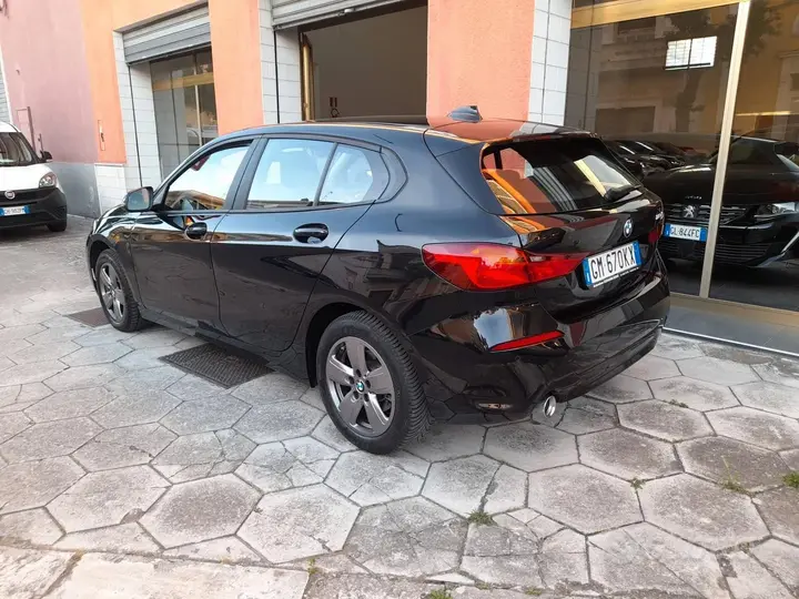BMW 116 2022 photo 4