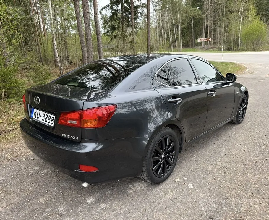Lexus Is220D 2007 photo 3