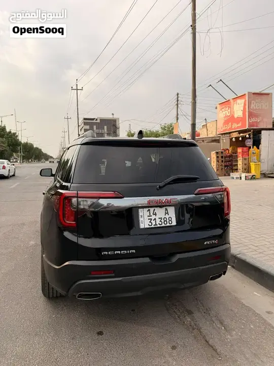 GMC Acadia 2023 photo 2