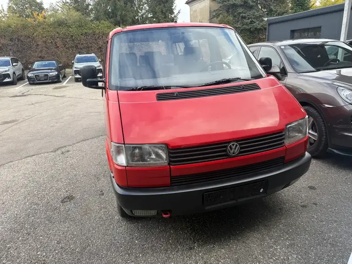 Volkswagen Caravelle