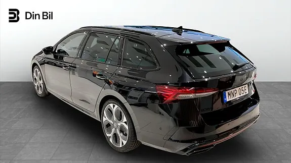 Skoda Octavia Rs 2026 photo 3