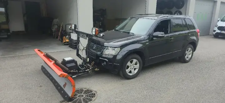 Suzuki Vitara 2010 photo 2