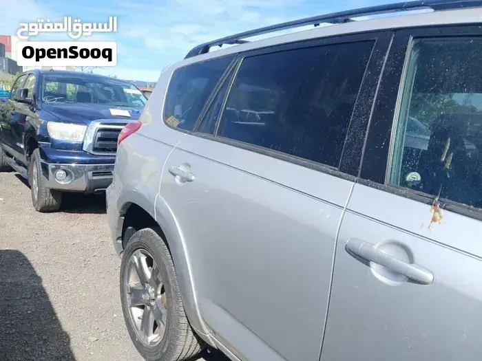 Toyota Rav4 2010 photo 3