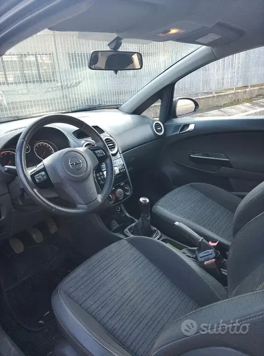 Opel Corsa 2014 photo 3