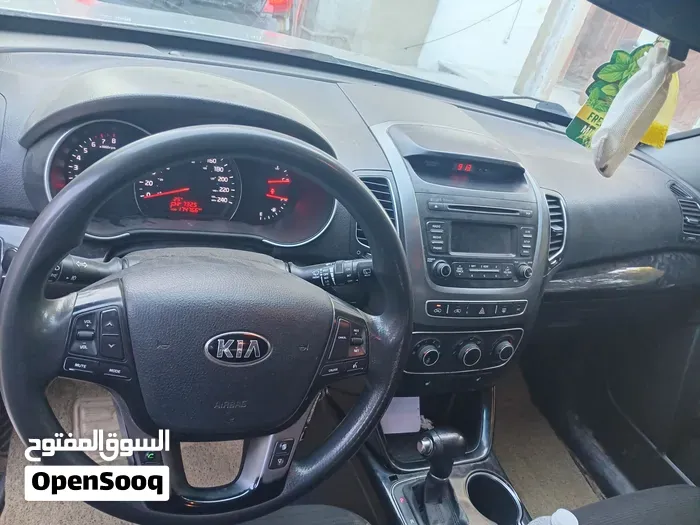 Kia Sorento 2014 photo 2