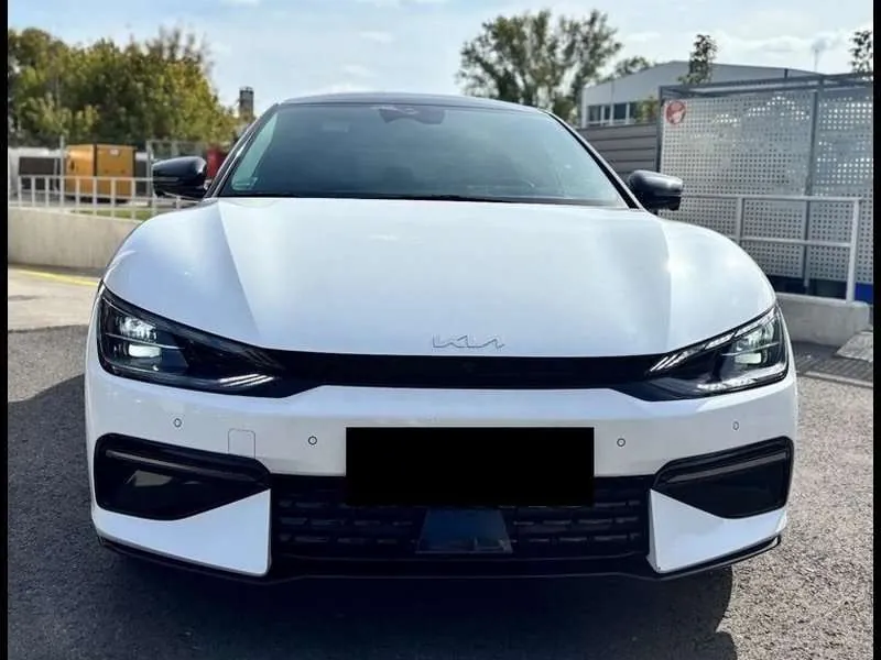 Kia Ev6 2023 photo 2