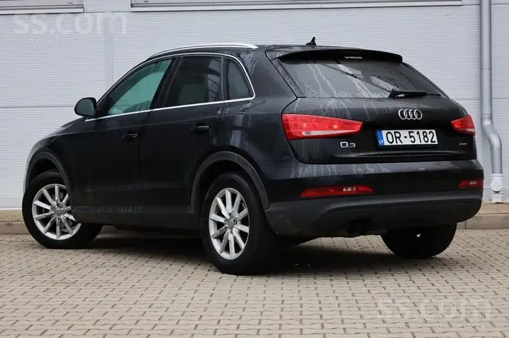 Audi Q3 2012 photo 3