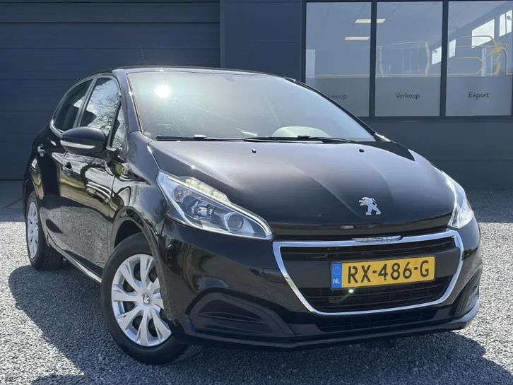 Peugeot 208 2018 photo 2