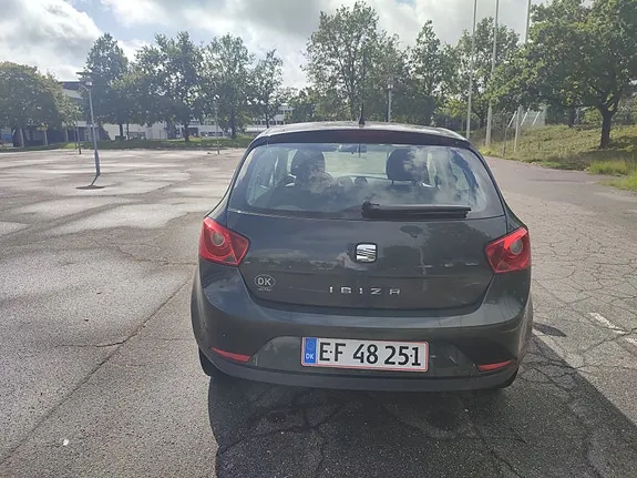 Seat Ibiza 2008 photo 2