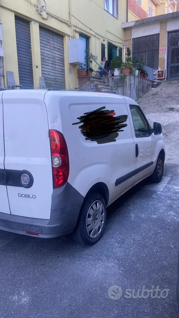 Fiat Doblo 2011 photo 3