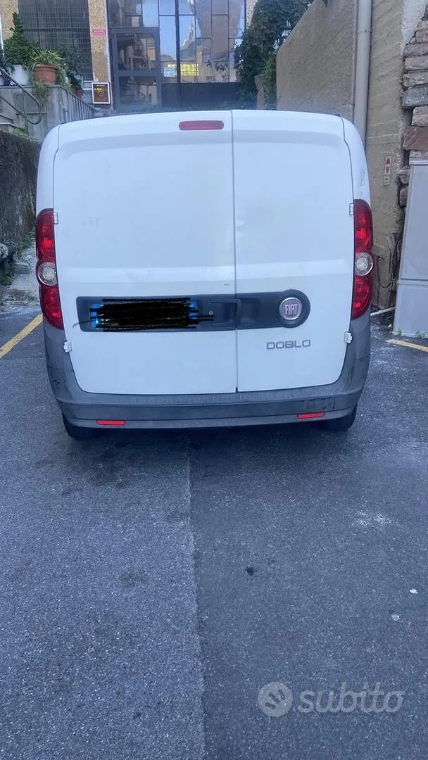 Fiat Doblo 2011 photo 5