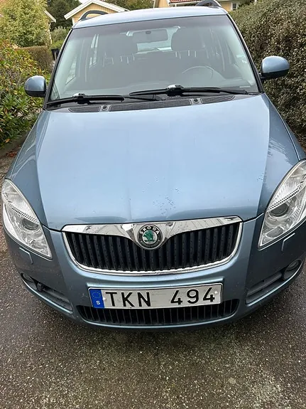 Skoda Fabia 2008 photo 3