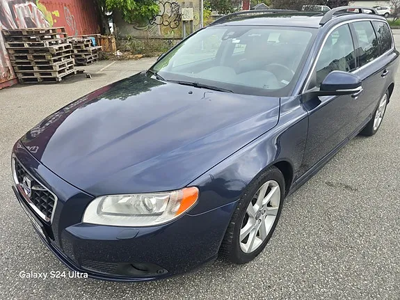 Volvo V70 2013 photo 2