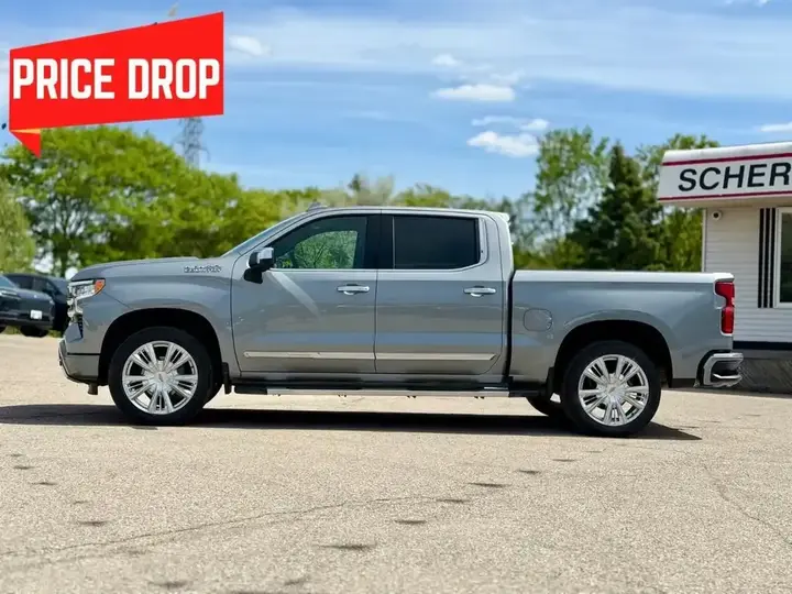 Chevrolet Silverado 1500 2025 photo 3