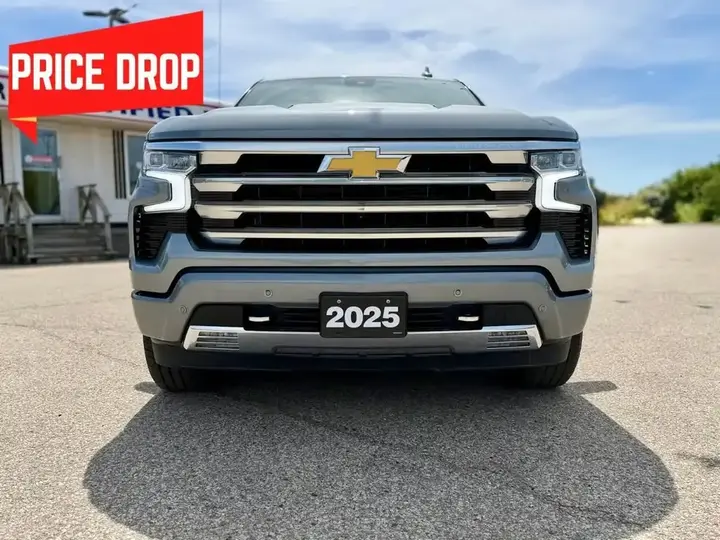 Chevrolet Silverado 1500 2025 photo 2