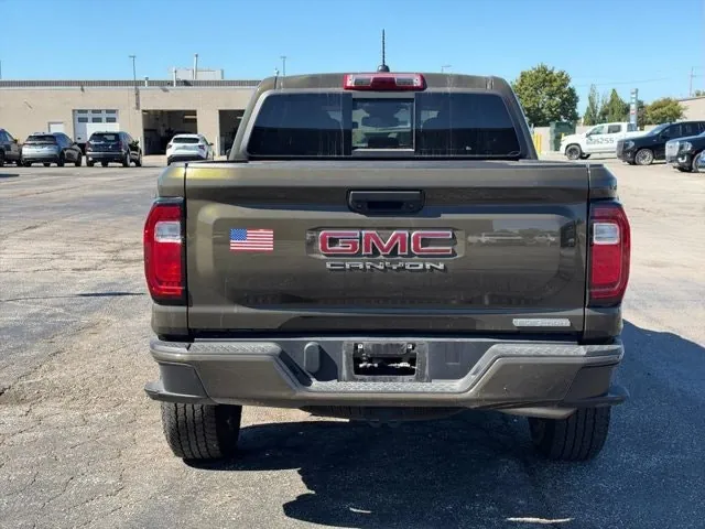 GMC Canyon 2024 photo 5