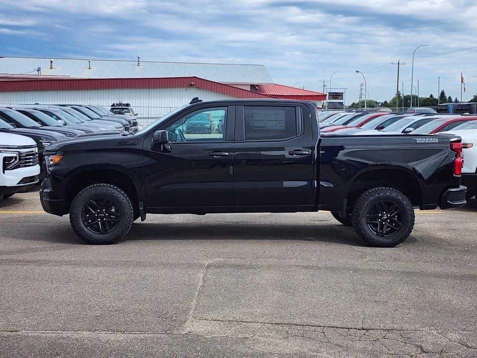 Chevrolet Silverado 1500 2026 photo 3