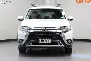 Mitsubishi Outlander 2019 photo 3
