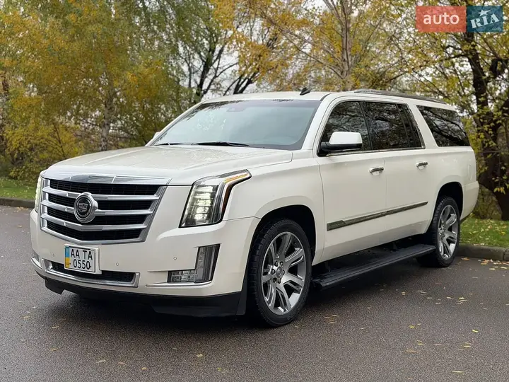 Cadillac Escalade 2014 photo 2