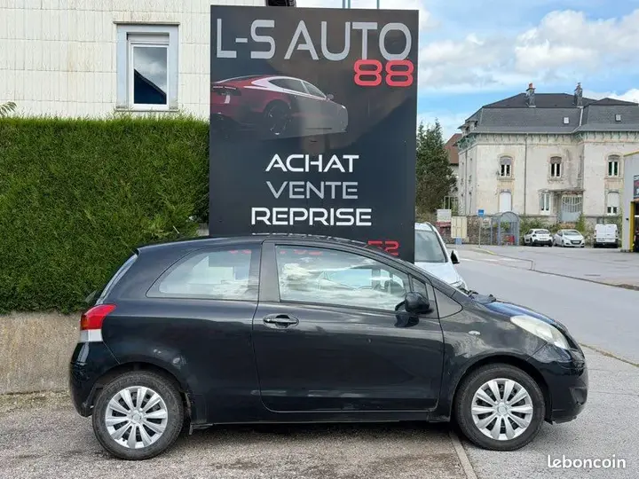Toyota Yaris 2009 photo 3