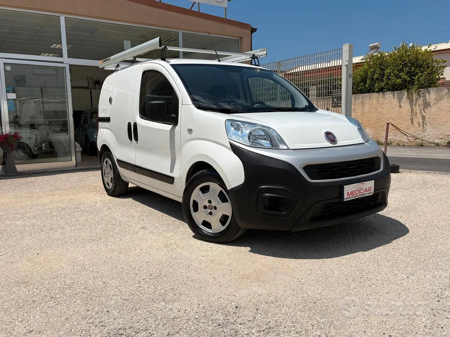 Fiat Fiorino 2021 photo 2