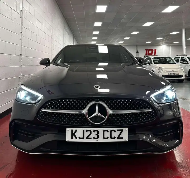 Mercedes-Benz C-Class 2023 photo 2