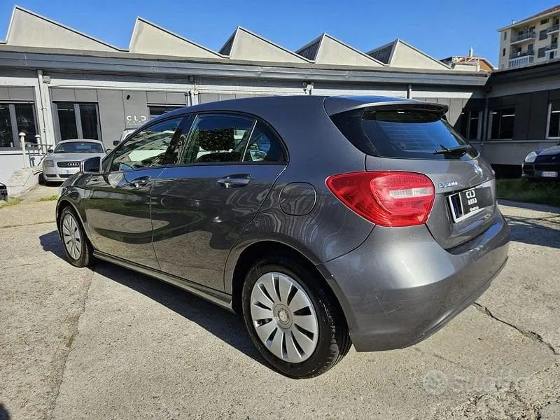 Mercedes-Benz A 2013 photo 4