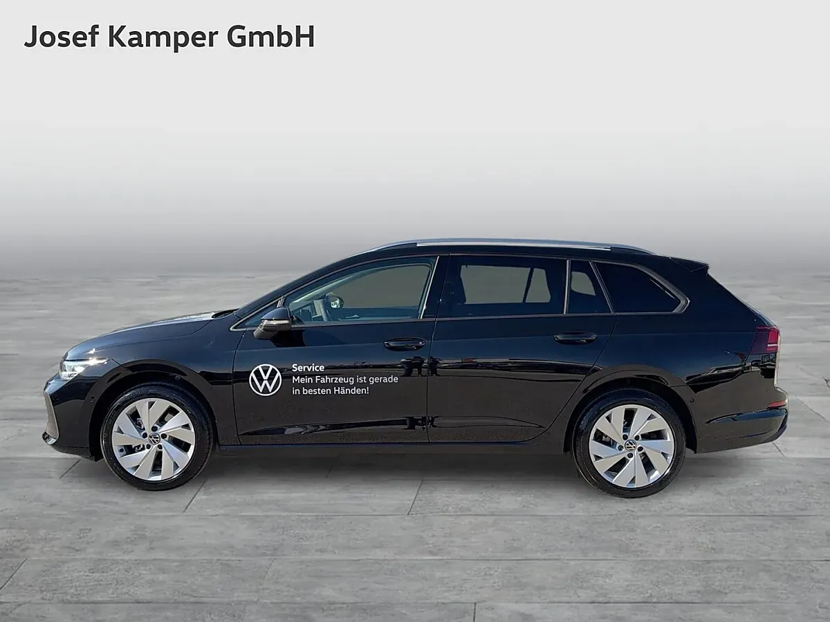 Volkswagen Golf 2026 photo 2