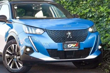 Peugeot E-2008 2021 photo 3