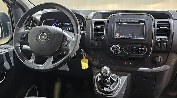 Opel Vivaro 2016 photo 3