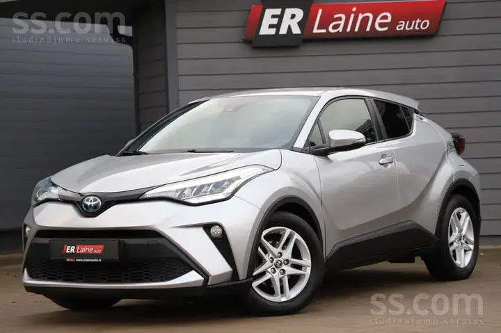 Toyota C-Hr 2022 photo 2