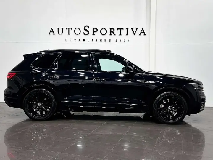 Volkswagen Touareg 2022 photo 3