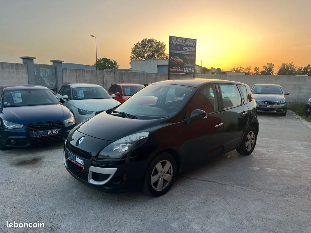 Renault Scenic 2009 photo 2