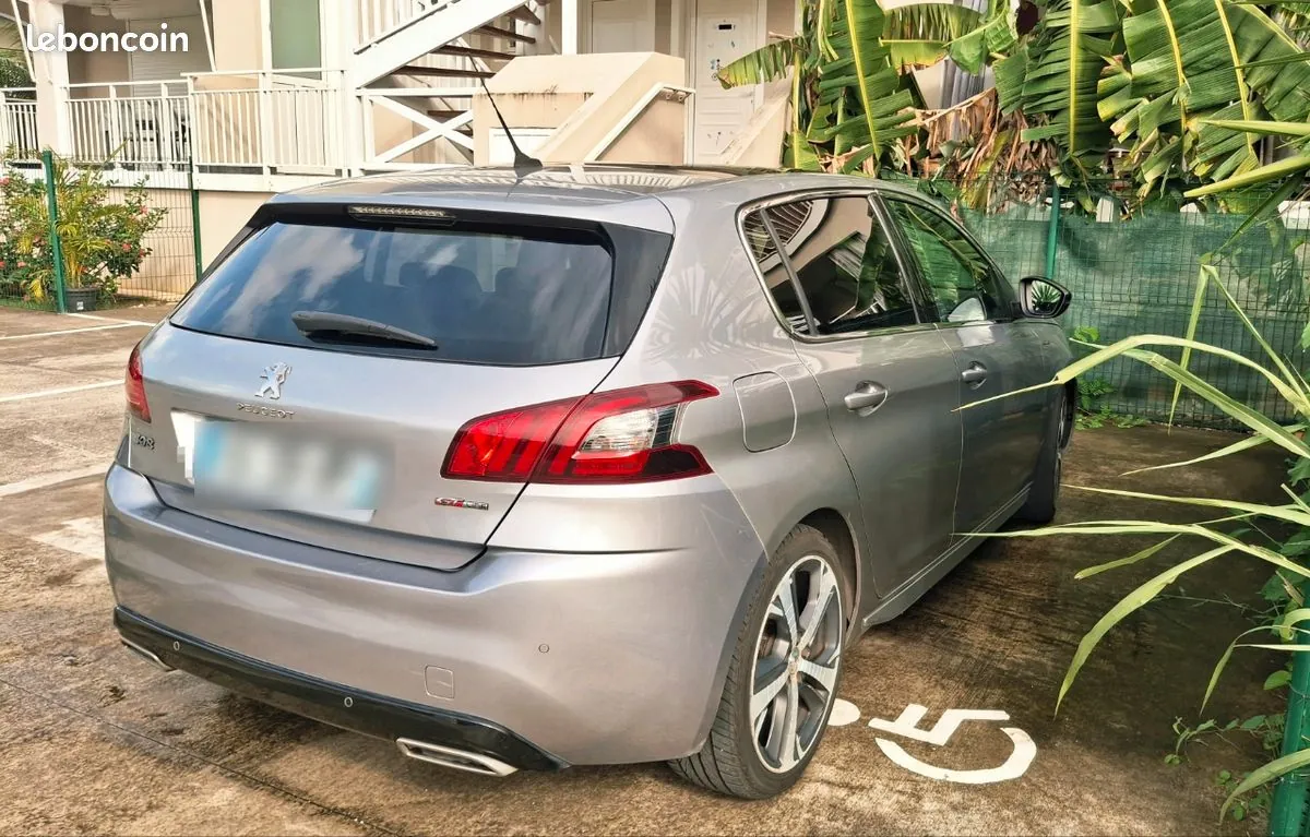 Peugeot 308 2018 photo 2