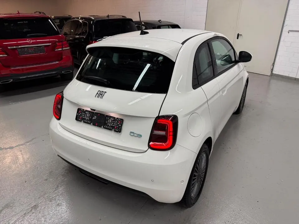 Fiat 500E