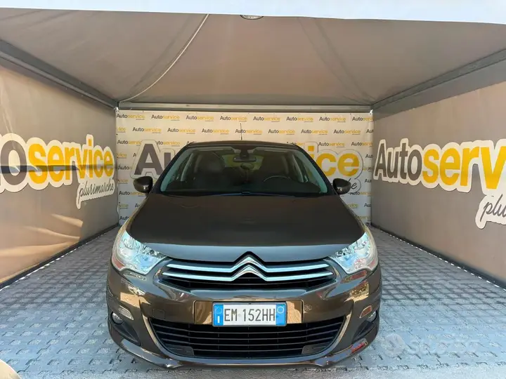 Citroen C4 2013 photo 2