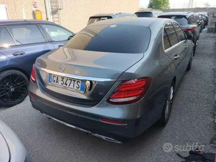 Mercedes-Benz E 350 2021 photo 3