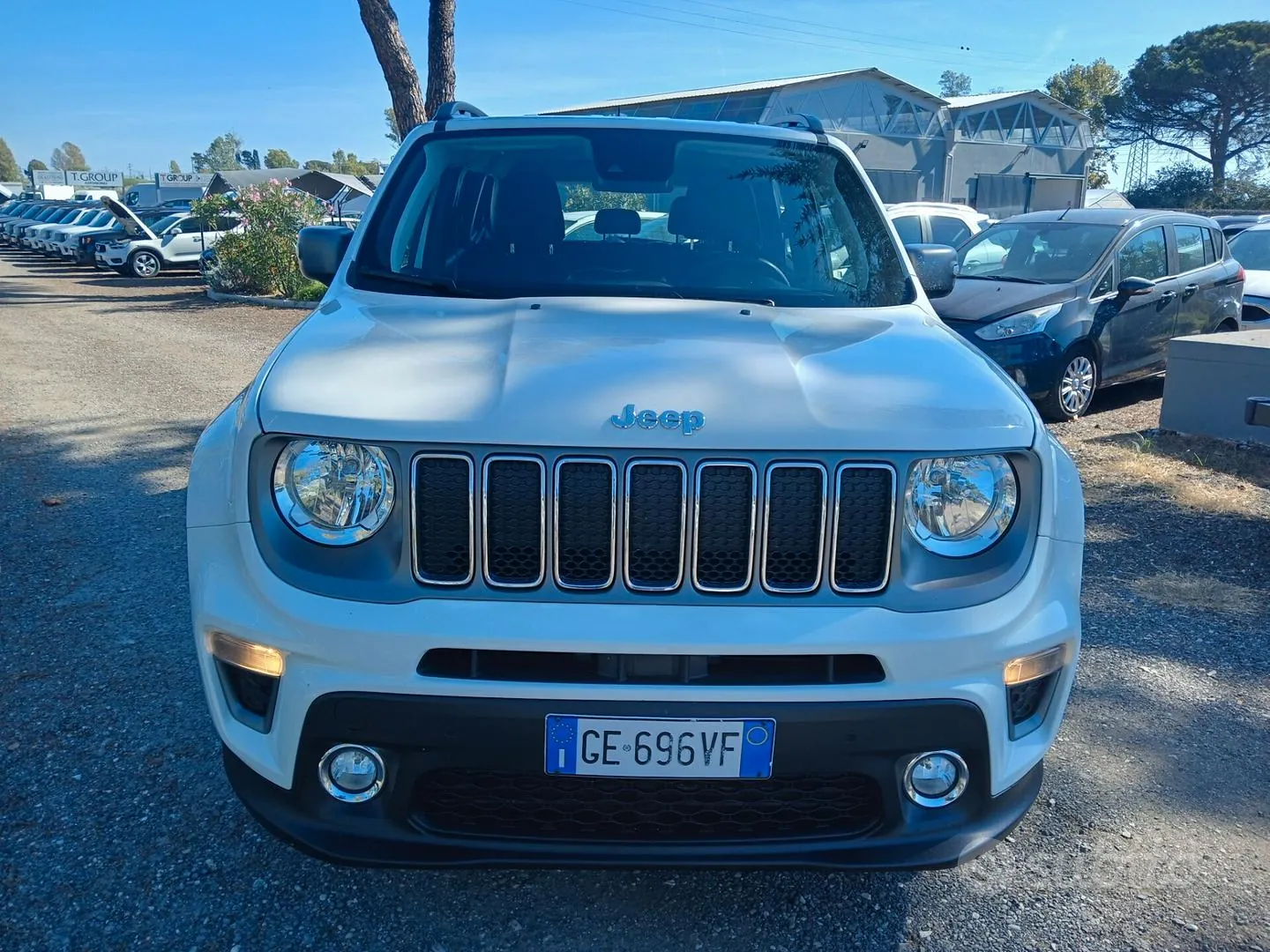Jeep Renegade 2021 photo 2