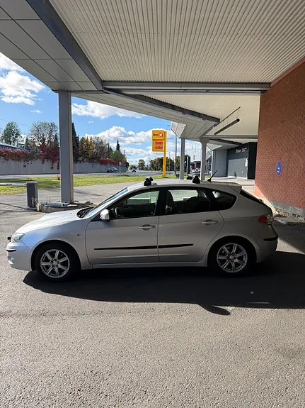 Subaru Impreza 2011 photo 3