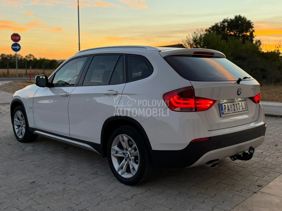 BMW X1 2012 photo 4