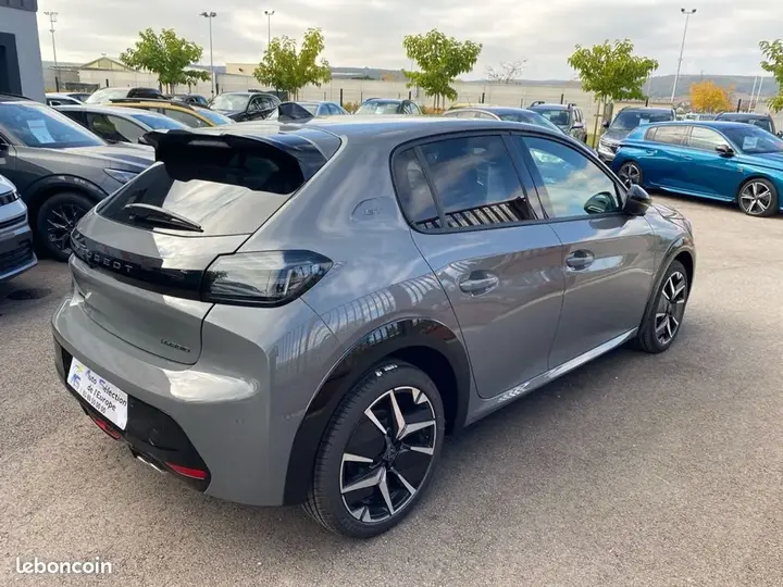Peugeot 208 2026 photo 4