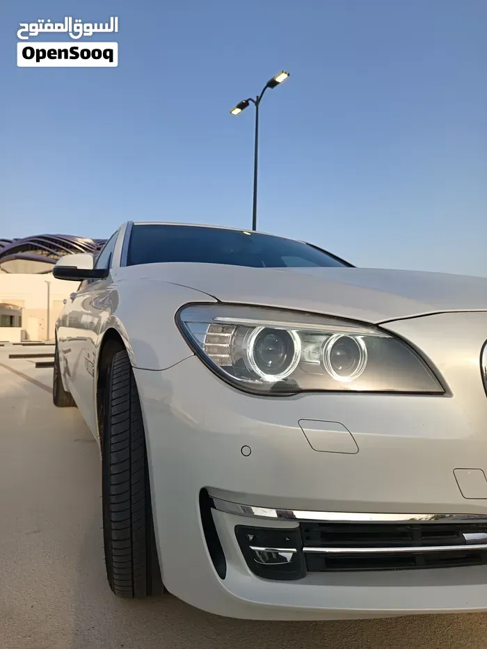 BMW 7 Series 2015 photo 4
