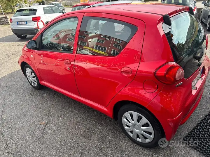 Toyota Aygo 2006 photo 2