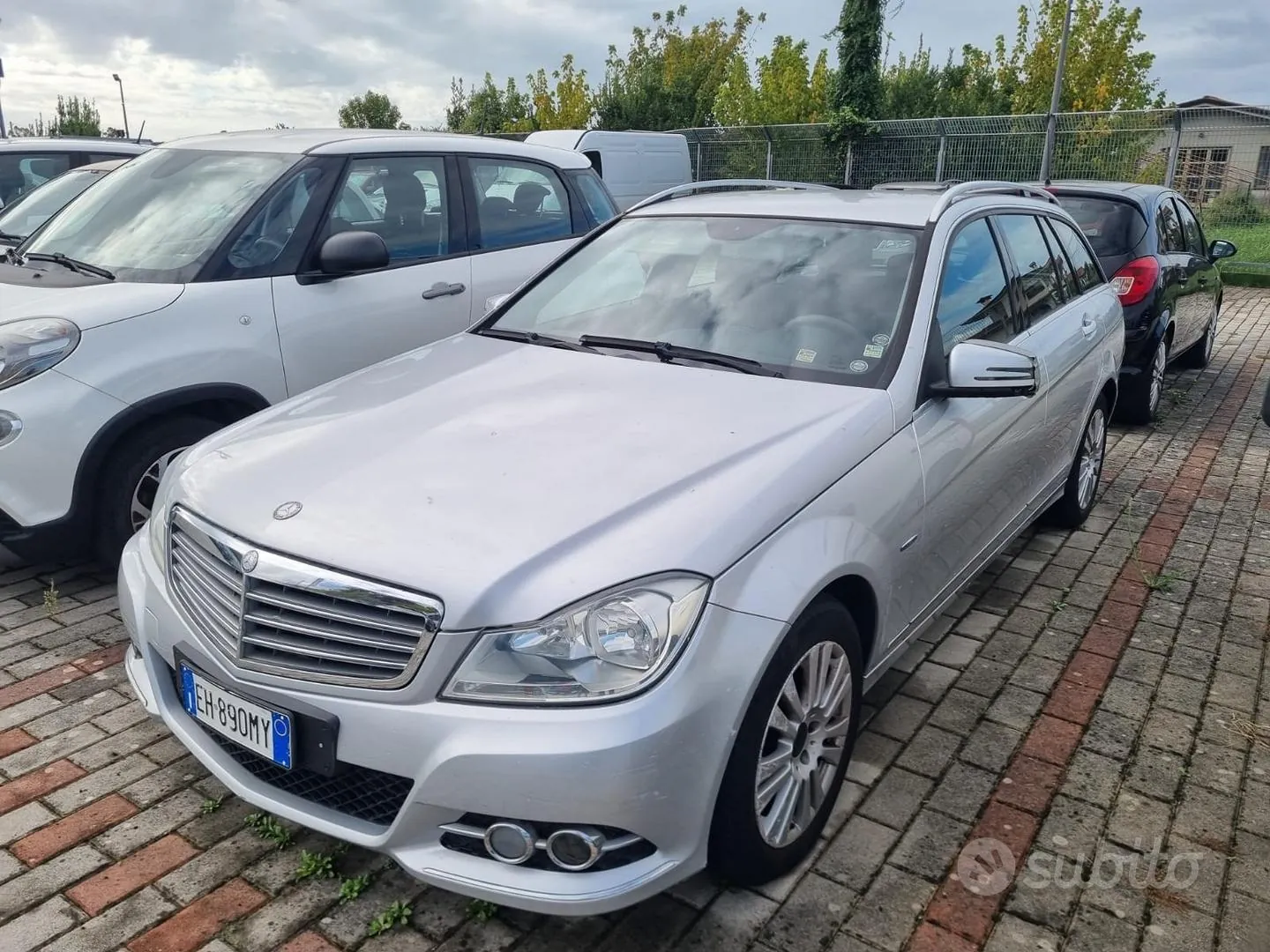 Mercedes-Benz C 220 2015 photo 2