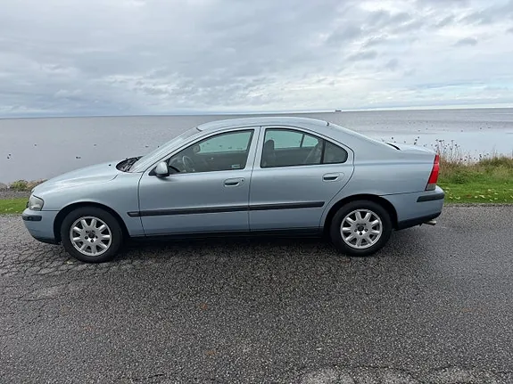 Volvo S60 2002 photo 2