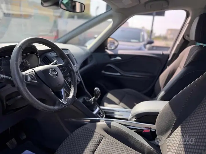 Opel Zafira 2018 photo 4