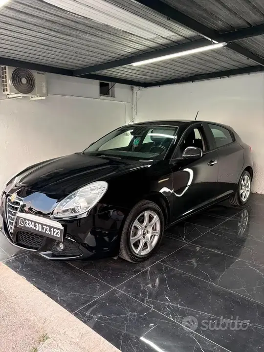 Alfa Romeo Giulietta 2013 photo 4